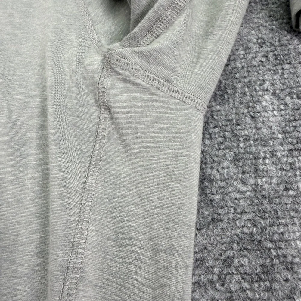 Travis Mathew Pullover Men Large Gray 1/4 Zip Long Sleeve Embroidered Golf *READ
